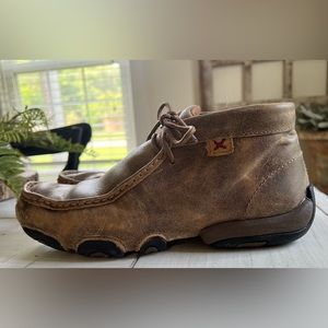 Women’s twisted X shoes